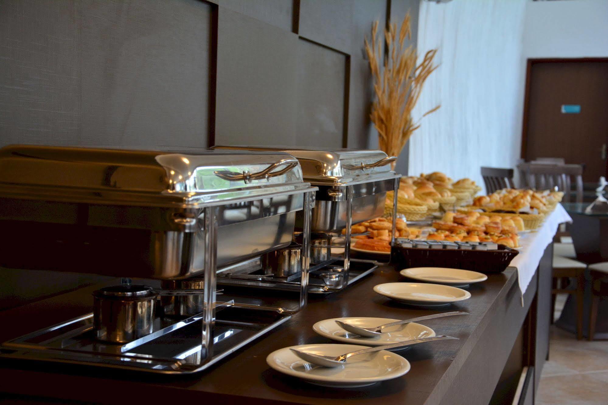 Happy Hotel Ponta Negra นาตาล ภายนอก รูปภาพ